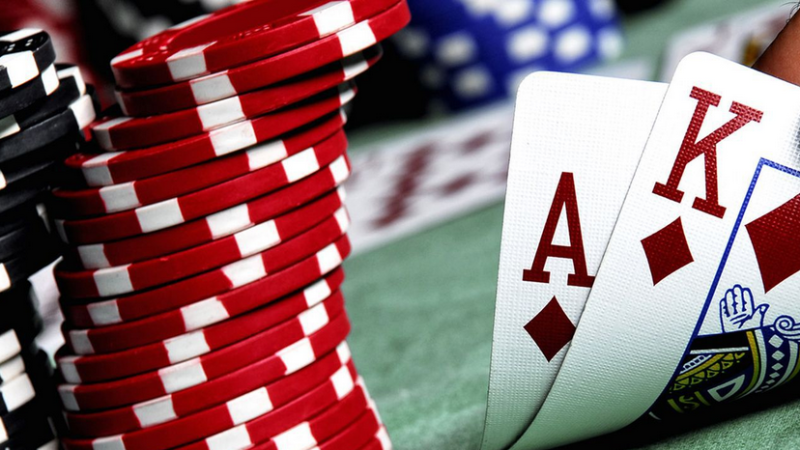 To Click Or To not Click: Singapore Online Casino And Running a blog