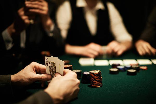How an online casino ensures fair gaming outcomes